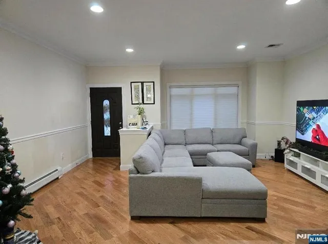 $999,900 | 227 B 5th Street, Unit B, Palisades Park, NJ 07650