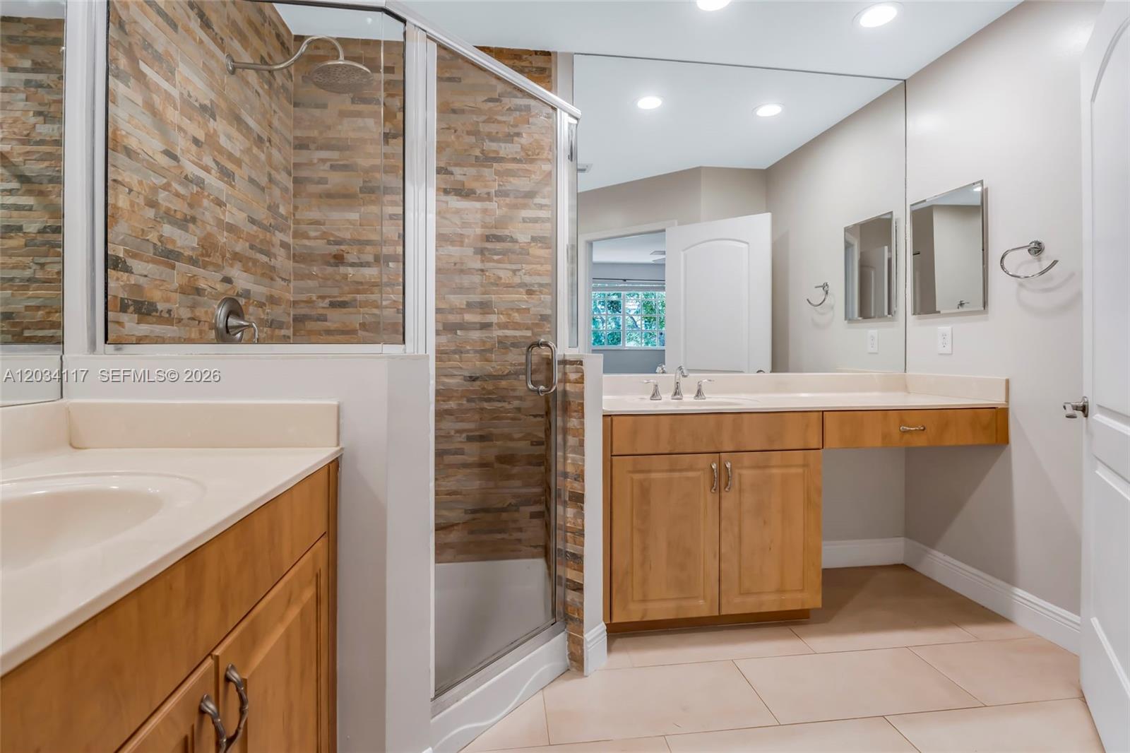 7782 Paddock Place Davie, FL 33328 - Photo 12 of 36
