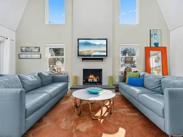 $40,000 | 43 Robin Drive, Bridgehampton, NY 11932