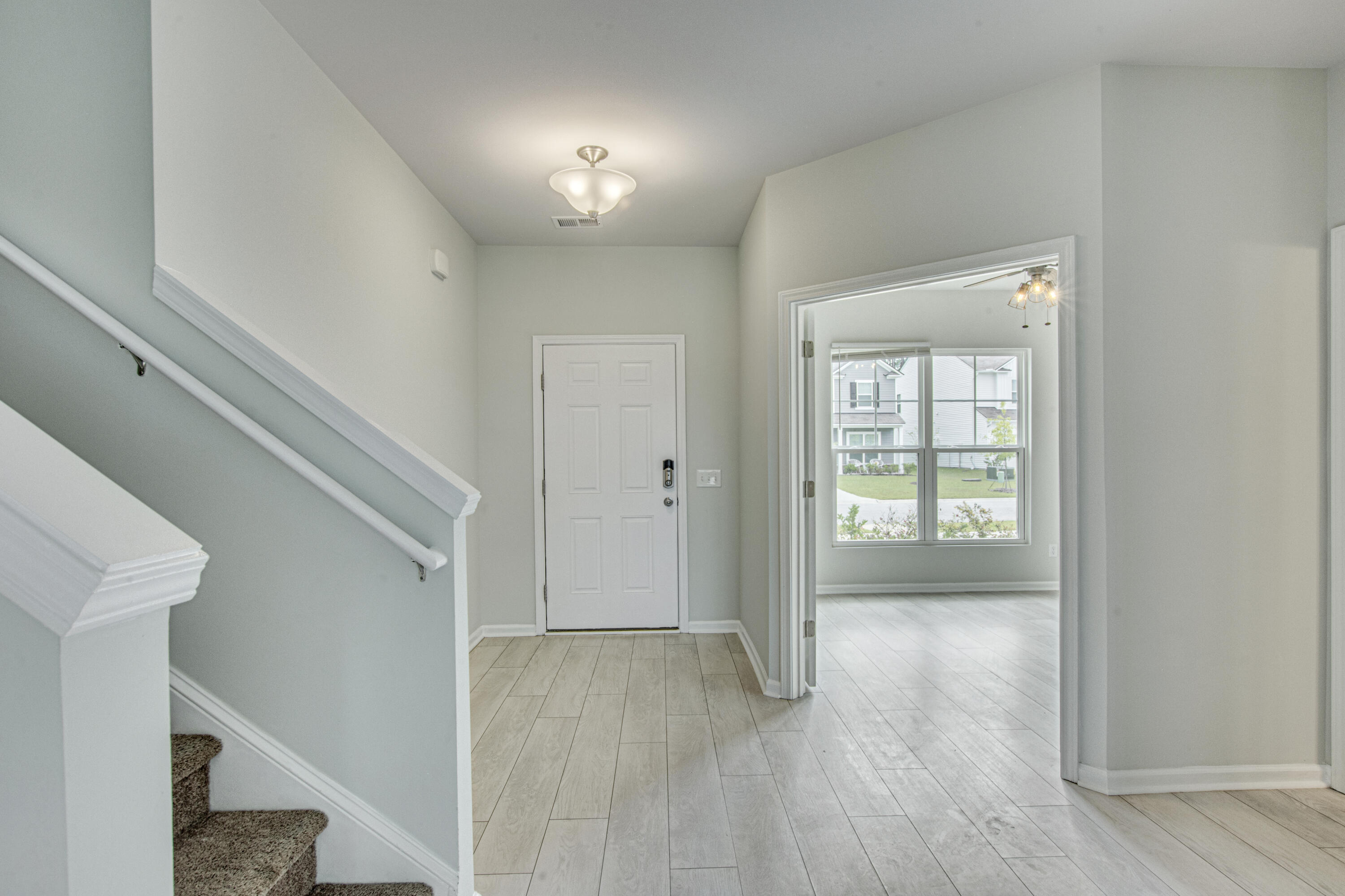 191 Hayworth Road Summerville, SC 29486 - Photo 5 of 41 1 (5)