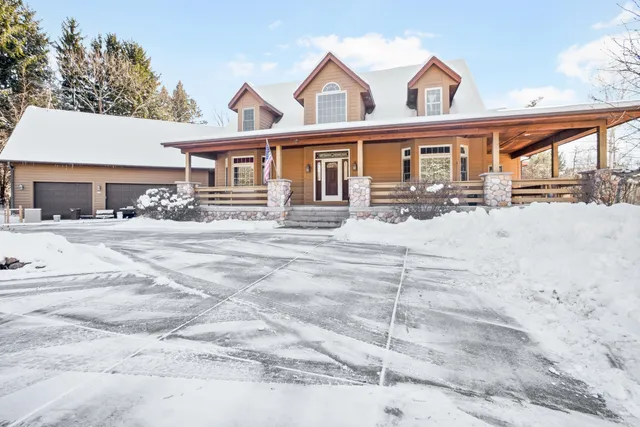 $975,000 | 369 Schraufnagel Drive, Erin, WI 53029