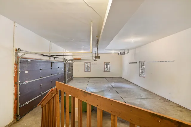 $975,000 | 369 Schraufnagel Drive, Erin, WI 53029