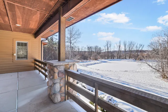 $975,000 | 369 Schraufnagel Drive, Erin, WI 53029