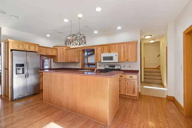 $975,000 | 369 Schraufnagel Drive, Erin, WI 53029