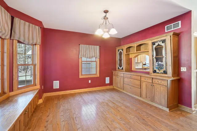 $975,000 | 369 Schraufnagel Drive, Erin, WI 53029