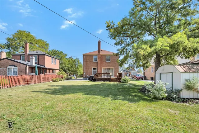 $300,000 | 1816 Manchester Avenue, Westchester, IL 60154