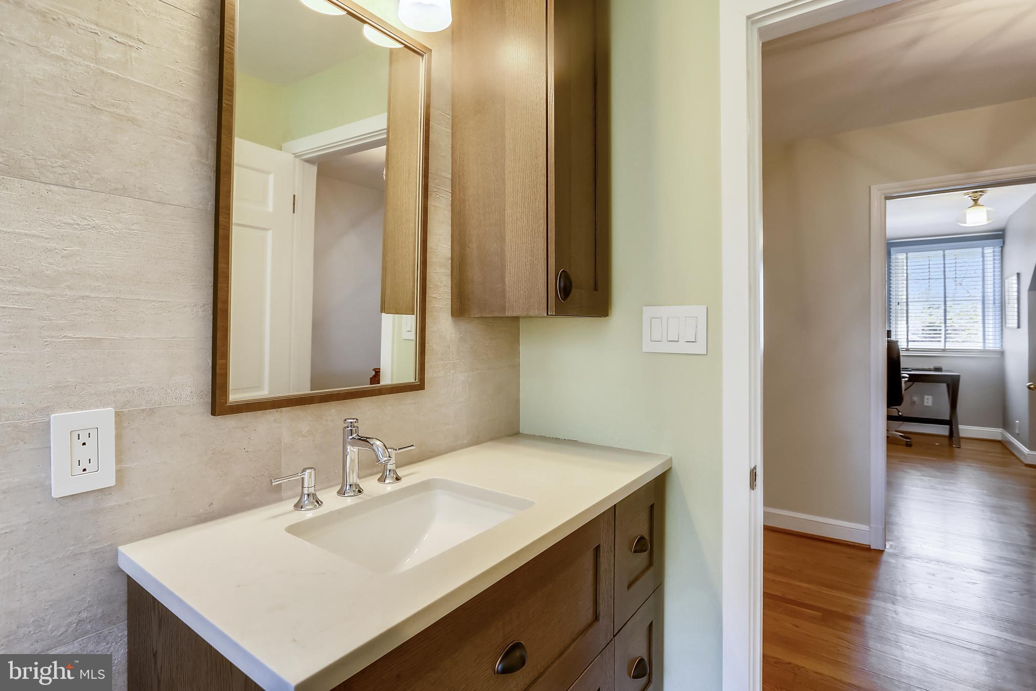 5617 Overlea Road Bethesda, MD 20816 - Photo 23 of 34 Hall Bath