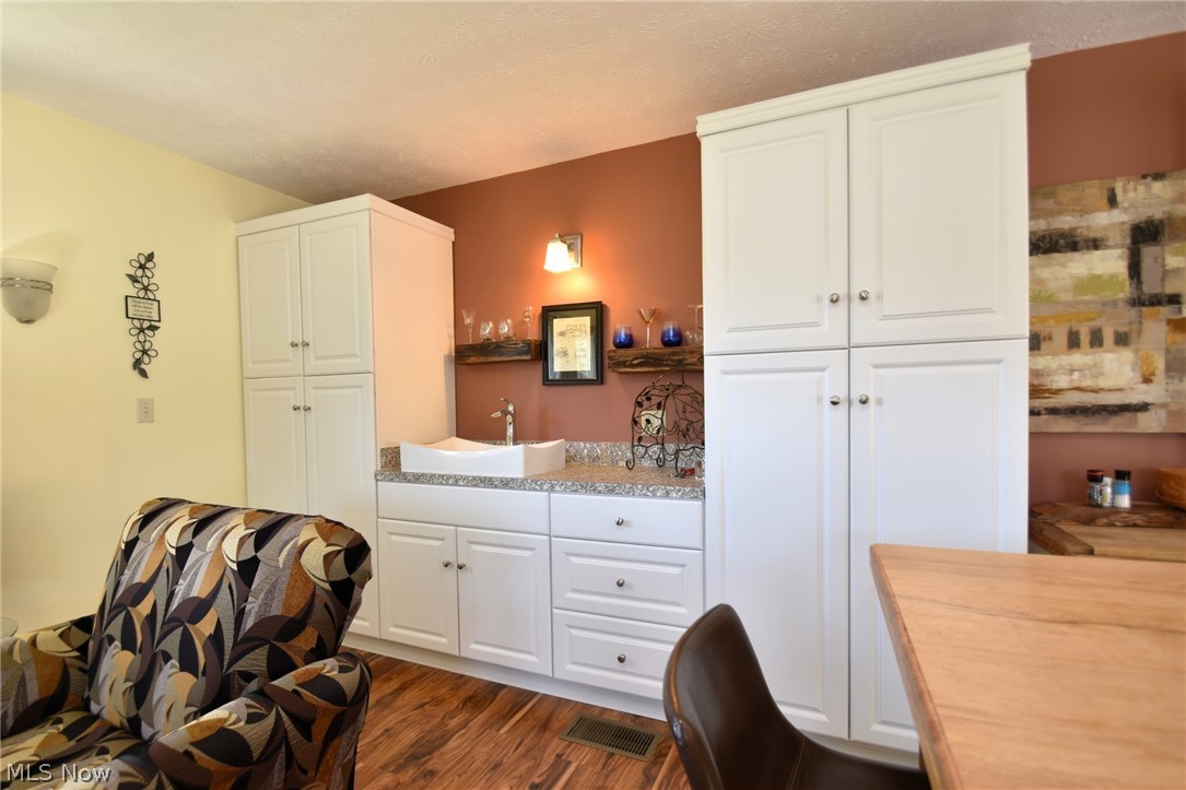 8913 Johnnycake Ridge Road Mentor, OH 44060 - Photo 21 of 50 Gallery Image 21