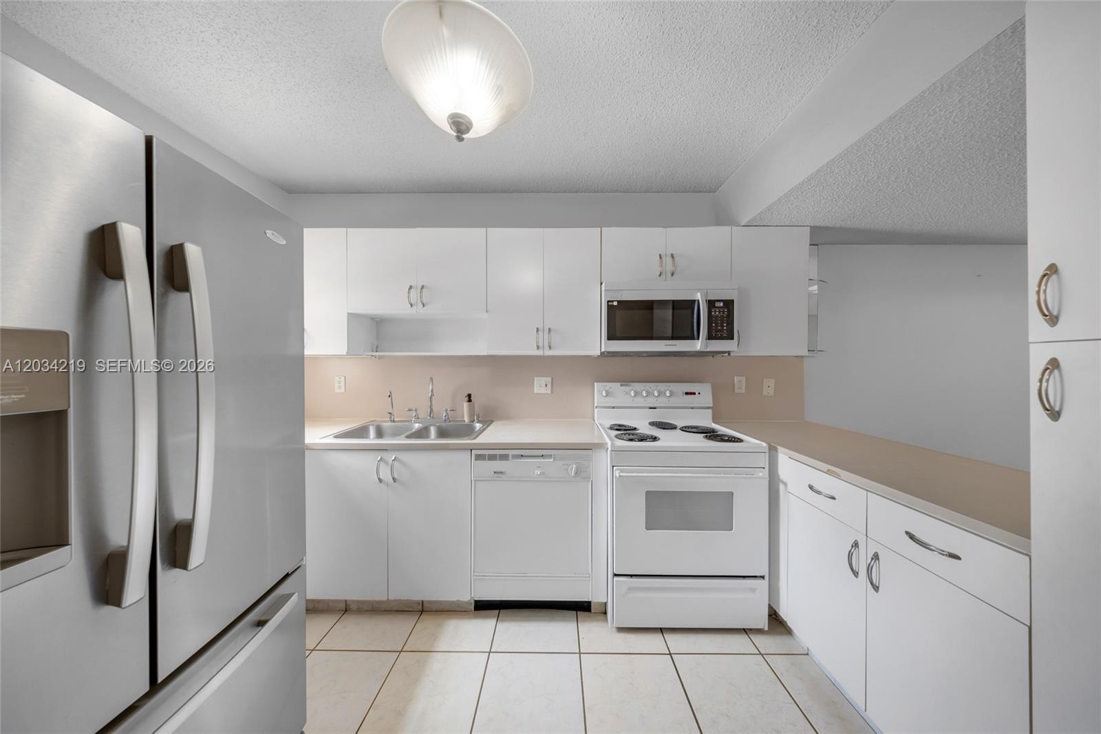 515 West 68th Street, Unit 3 Hialeah, FL 33014 - Photo 8 of 27