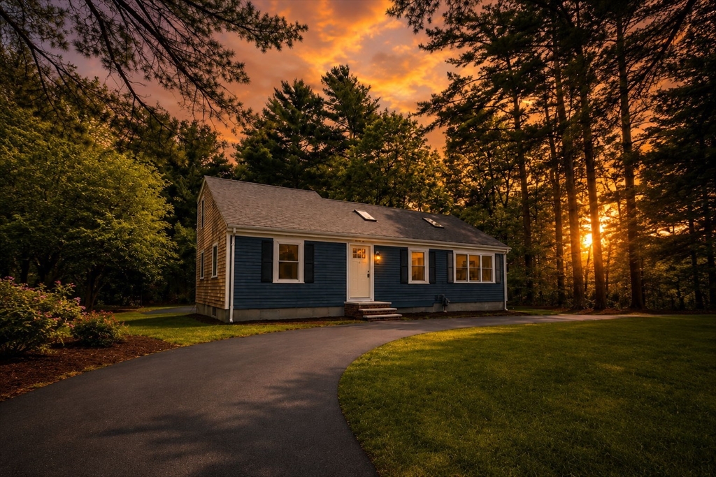 22 Randall Road Mattapoisett, MA 02739 - Photo 2 of 29 Gallery Image 2
