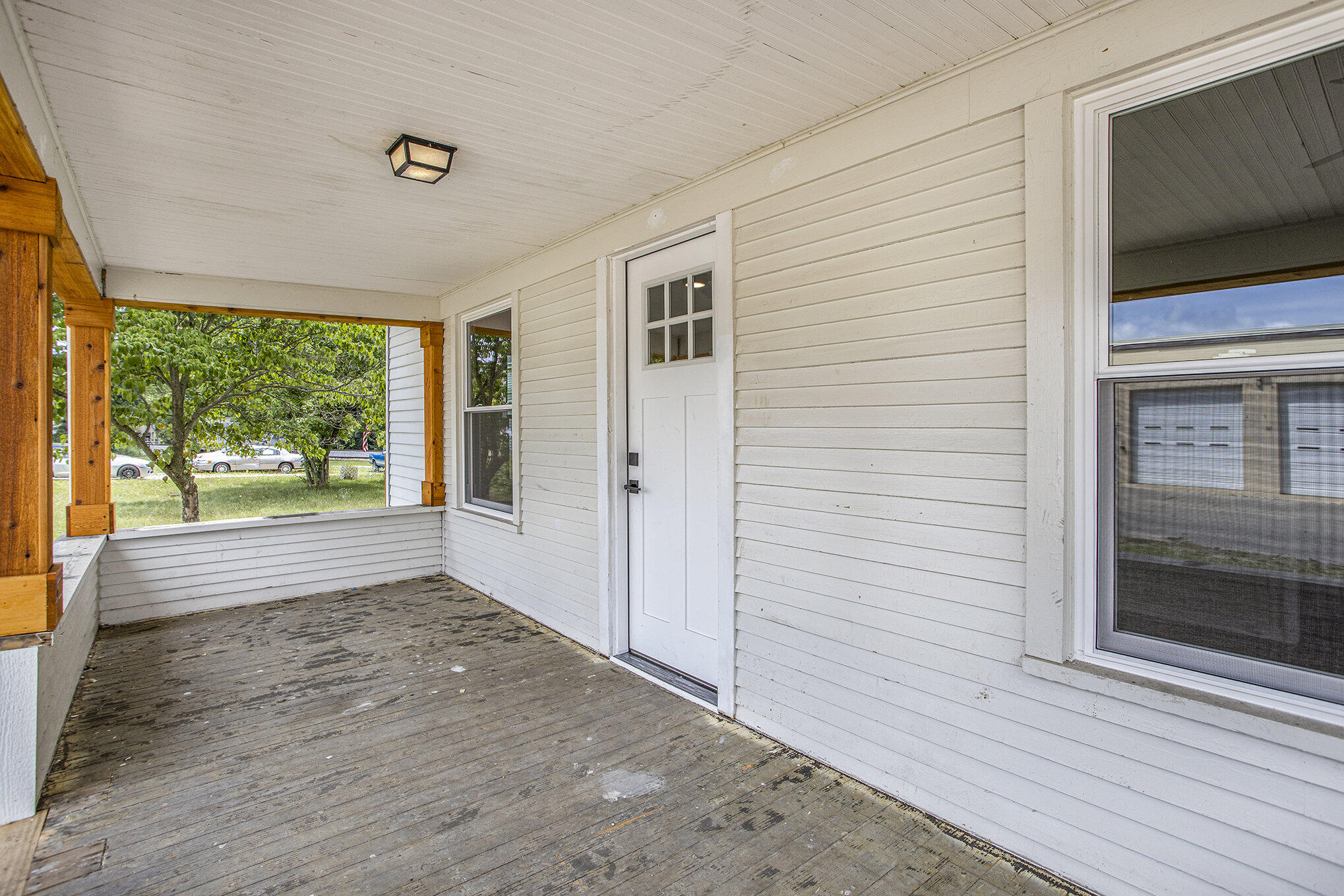 105 Fayette Augusta, MI 49012 - Photo 6 of 27 004_dng-37