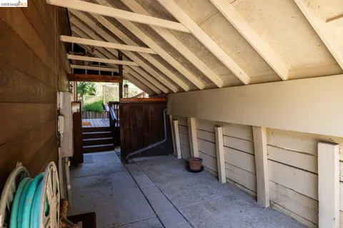 $1,398,000 | 6685 Shepherd Canyon Road, Oakland, CA 94611