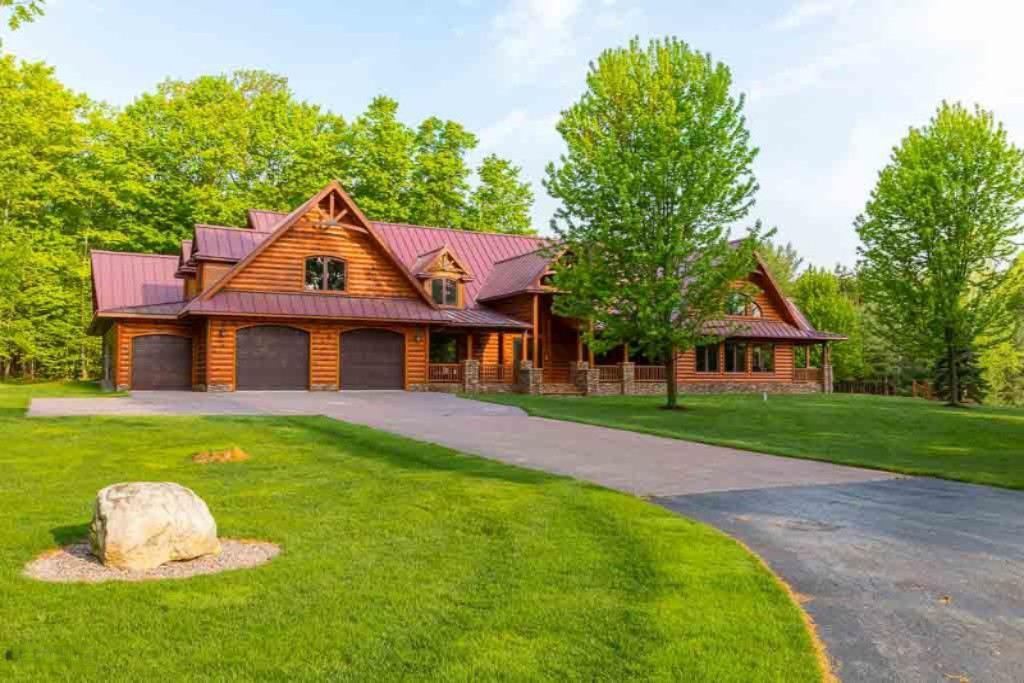 2199 East Bailey Road Comins, MI 48619 - Photo 3 of 54 Yoder Residence - Web Quality-11