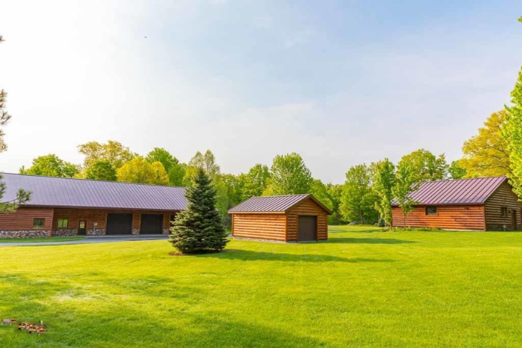2199 East Bailey Road Comins, MI 48619 - Photo 7 of 54 Yoder Residence - Web Quality-16