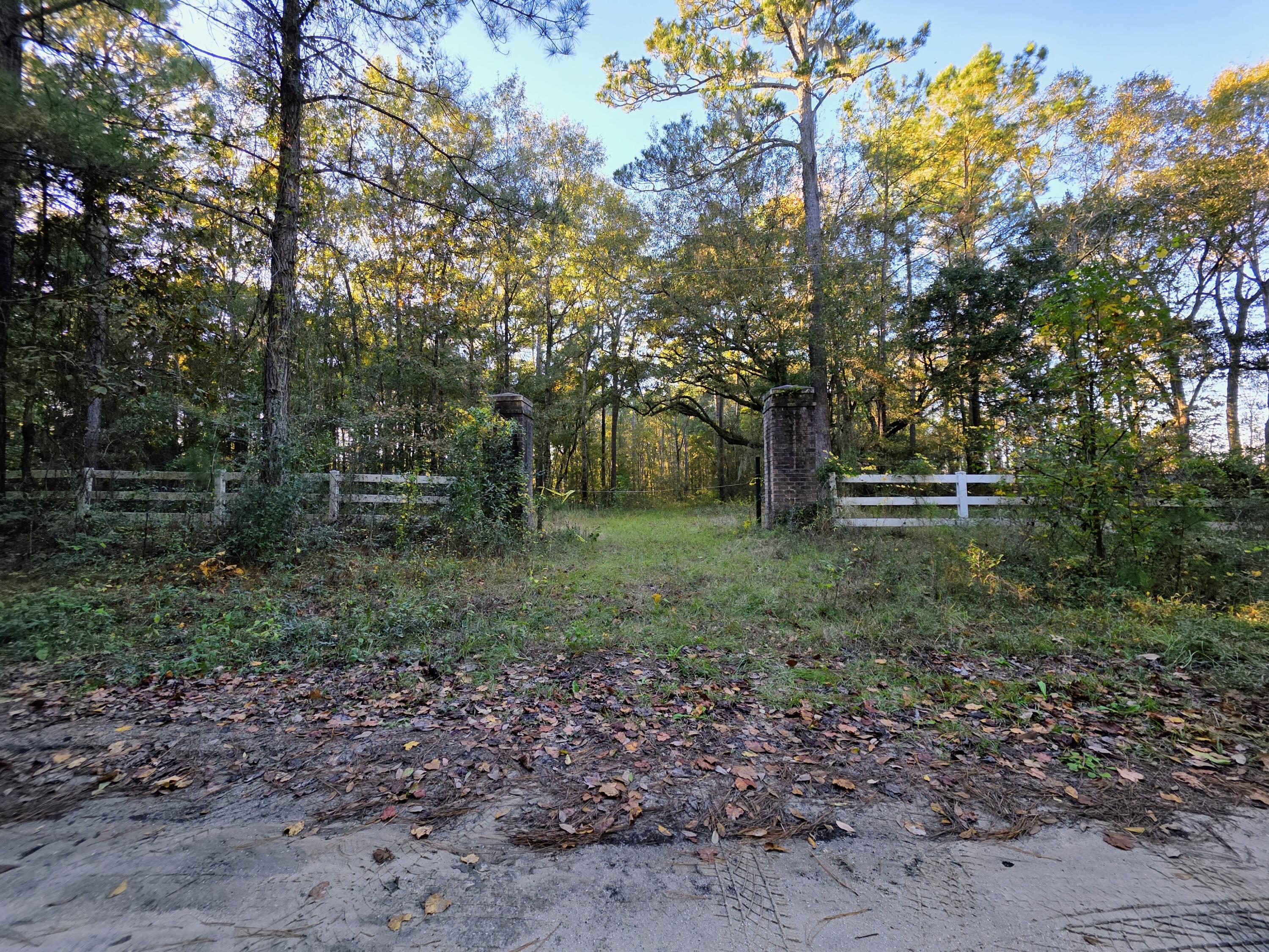 8750 Old Georgetown Road McClellanville, SC 29458 - Photo 2 of 8 Entrance
