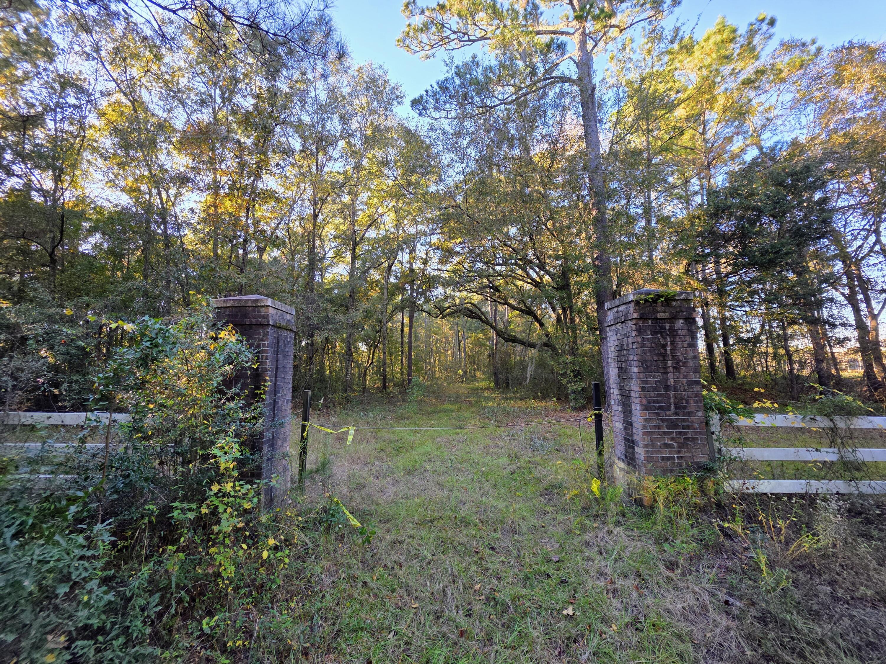8750 Old Georgetown Road McClellanville, SC 29458 - Photo 7 of 8 Entrance