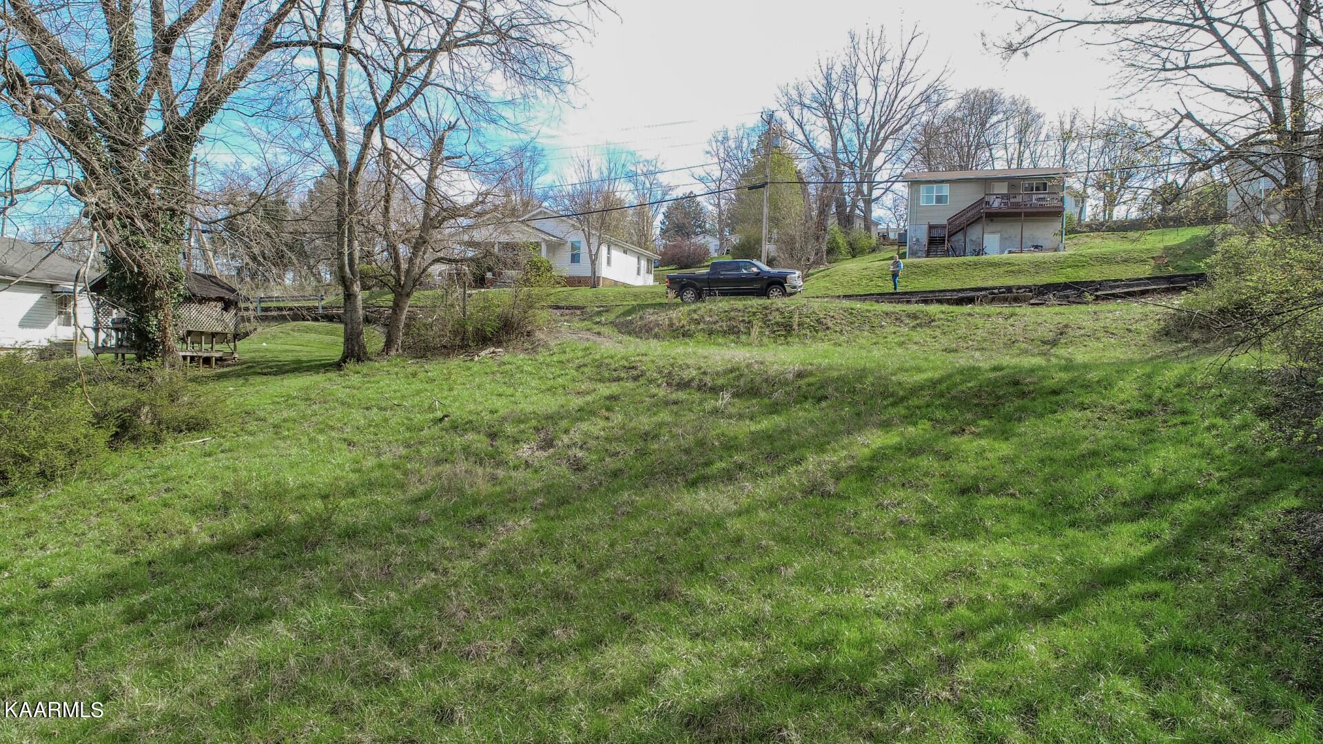 135 Blazer Street Newport, TN 37821 - Photo 7 of 12 7