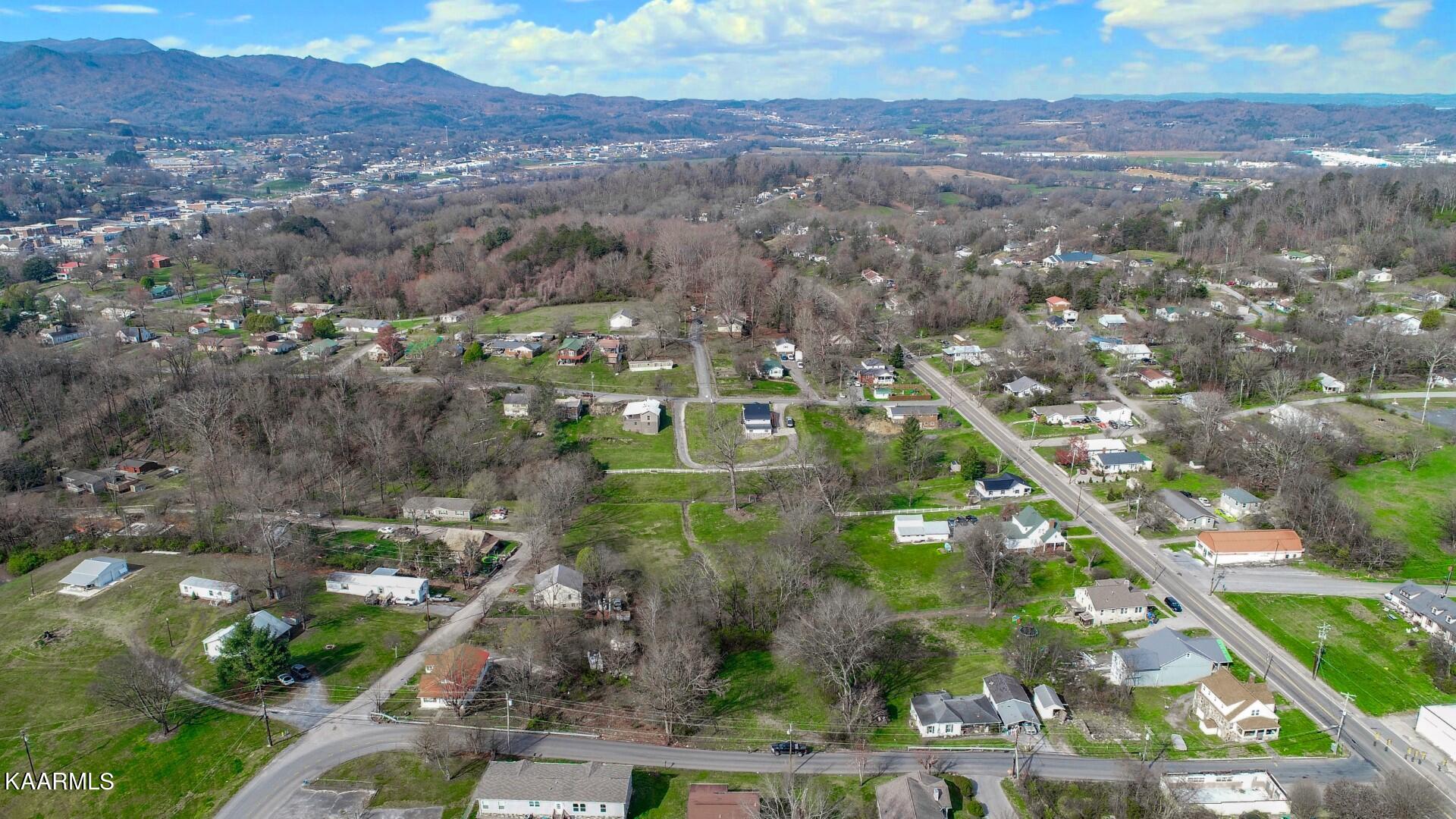 135 Blazer Street Newport, TN 37821 - Photo 9 of 12 9ps