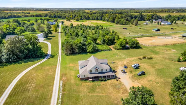 $844,900 | 3455 Kinneys Road, Cedar Hill, TN 37032