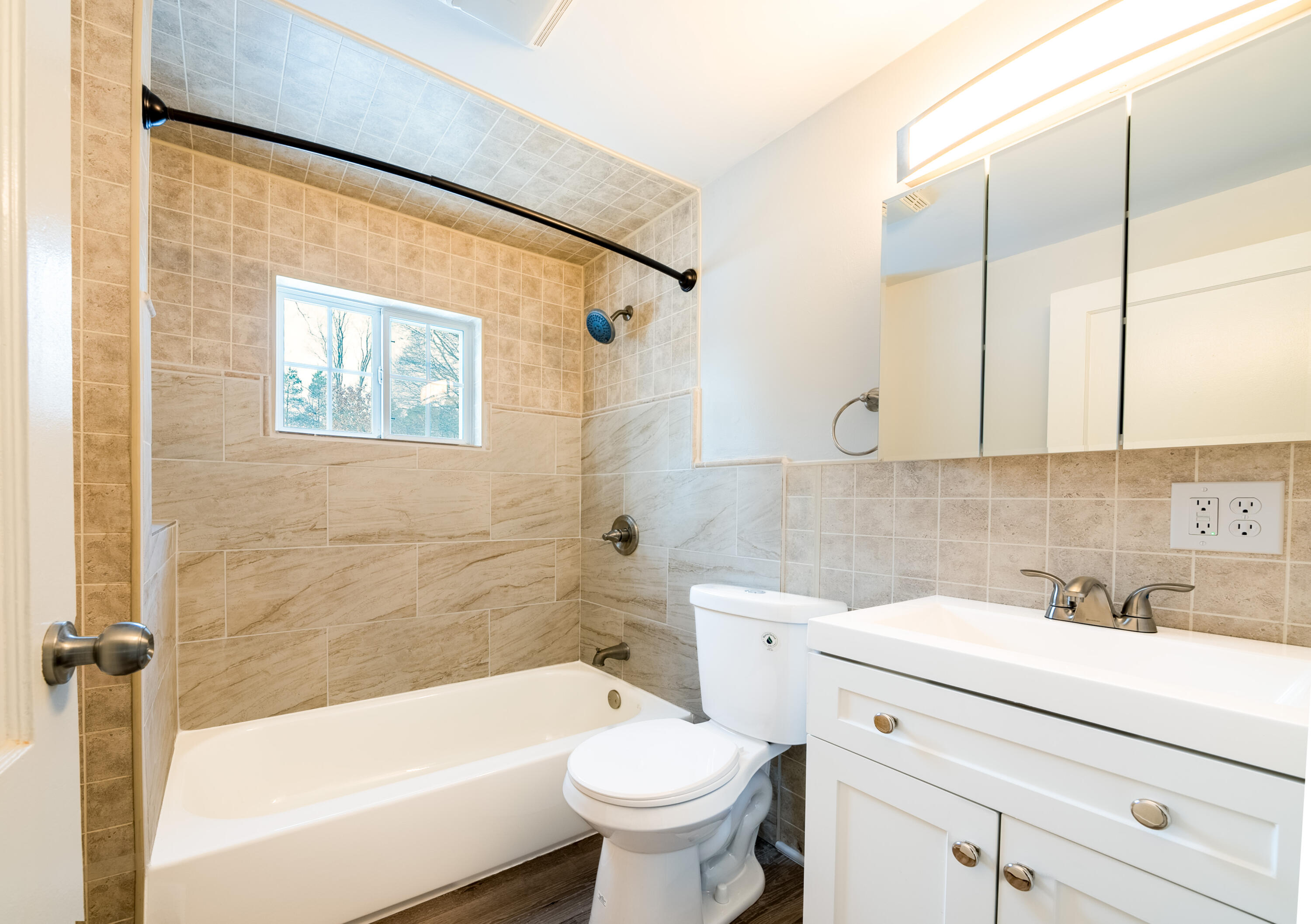 3701 Holton Road Muskegon, MI 49445 - Photo 11 of 22 16. Bathroom 1-1