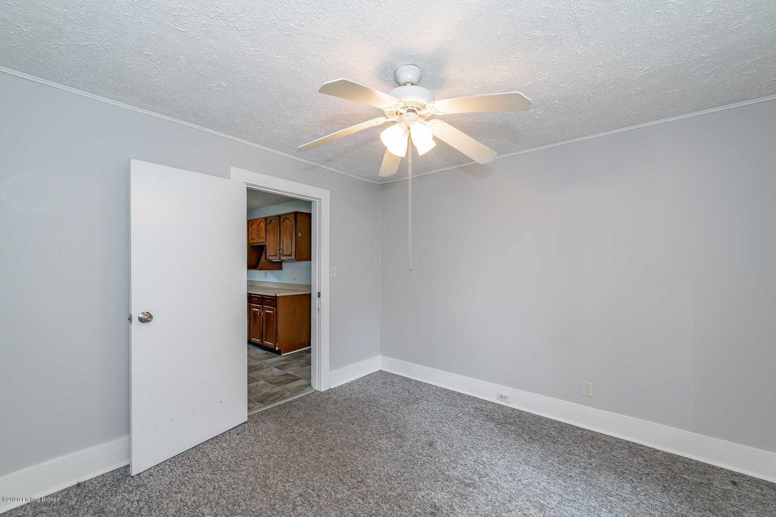 5044 Terry Road Louisville, KY 40216 - Photo 29 of 38 5044 Terry Rd L-27