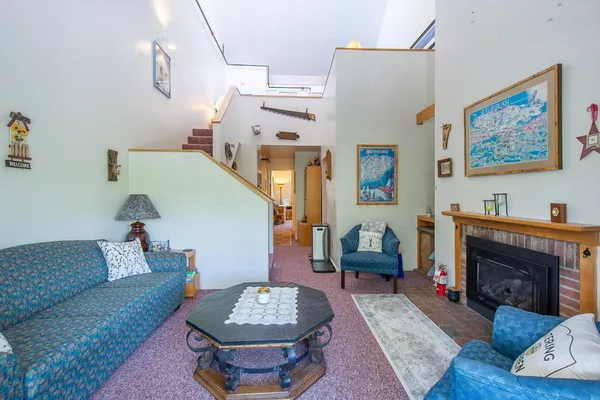 $355,000 | 161 Mountainside Drive, Unit 18, Warren, VT 05674