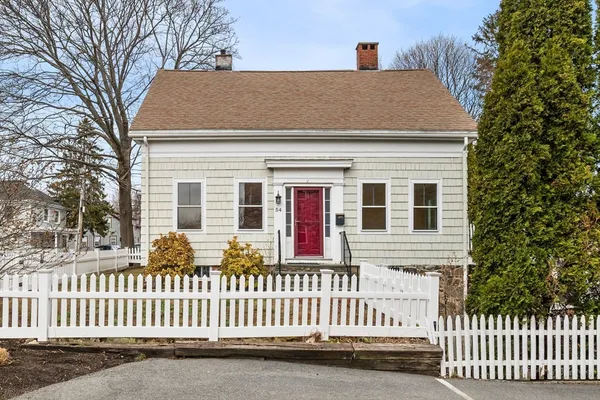 $725,000 | 54 Rowland Street, Marblehead, MA 01945