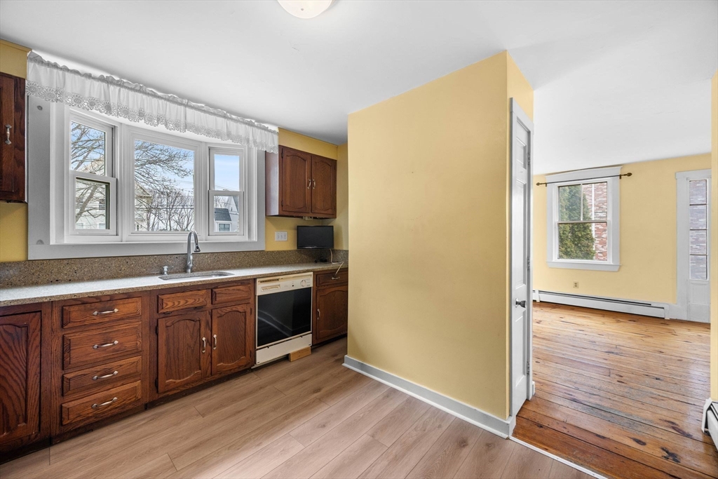 54 Rowland Street Marblehead, MA 01945 - Photo 15 of 33