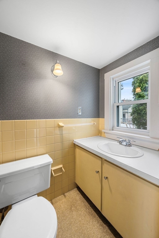 54 Rowland Street Marblehead, MA 01945 - Photo 16 of 33