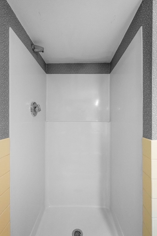 54 Rowland Street Marblehead, MA 01945 - Photo 17 of 33