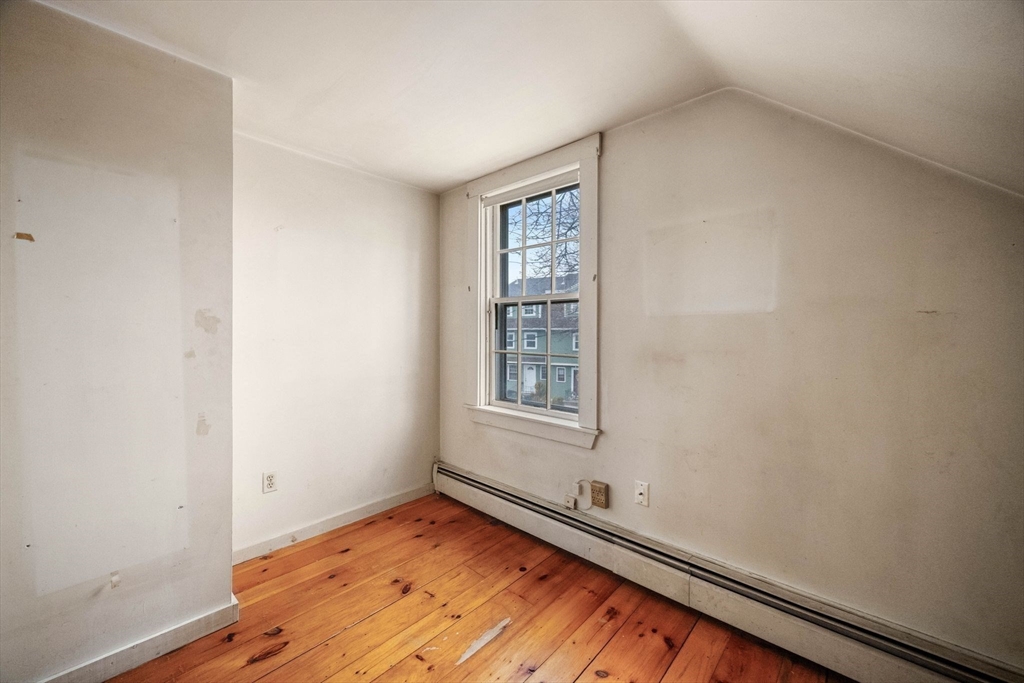 54 Rowland Street Marblehead, MA 01945 - Photo 27 of 33