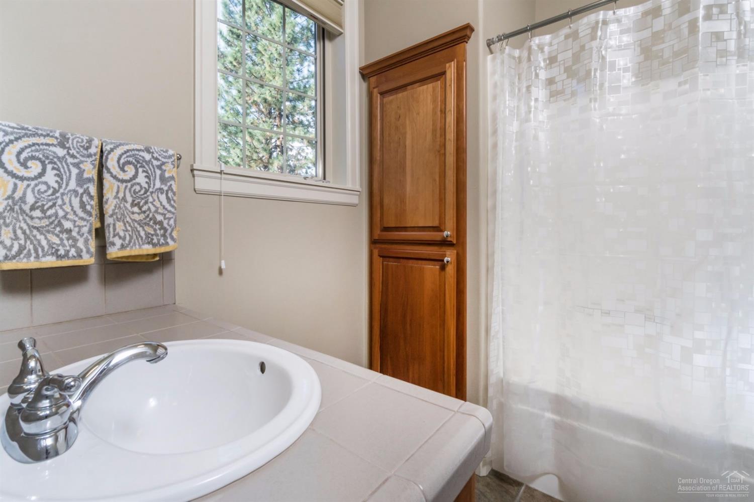 19553 Blue Lake Loop Bend, OR 97702 - Photo 10 of 19 Additional Photo