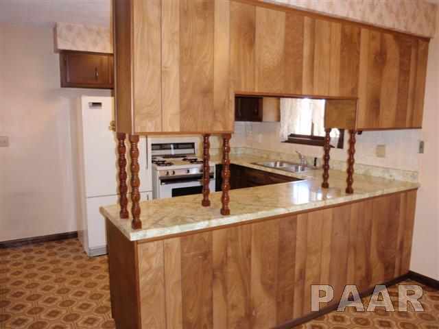 2800 South Zessin Road Trivoli, IL 61569 - Photo 4 of 15