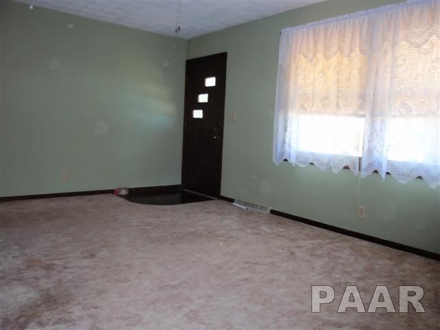 2800 South Zessin Road Trivoli, IL 61569 - Photo 5 of 15