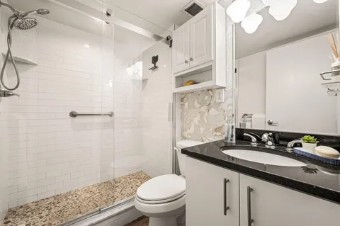 $549,000 | 1201 Fitzwater Street, Unit 41011, Philadelphia, PA 19147