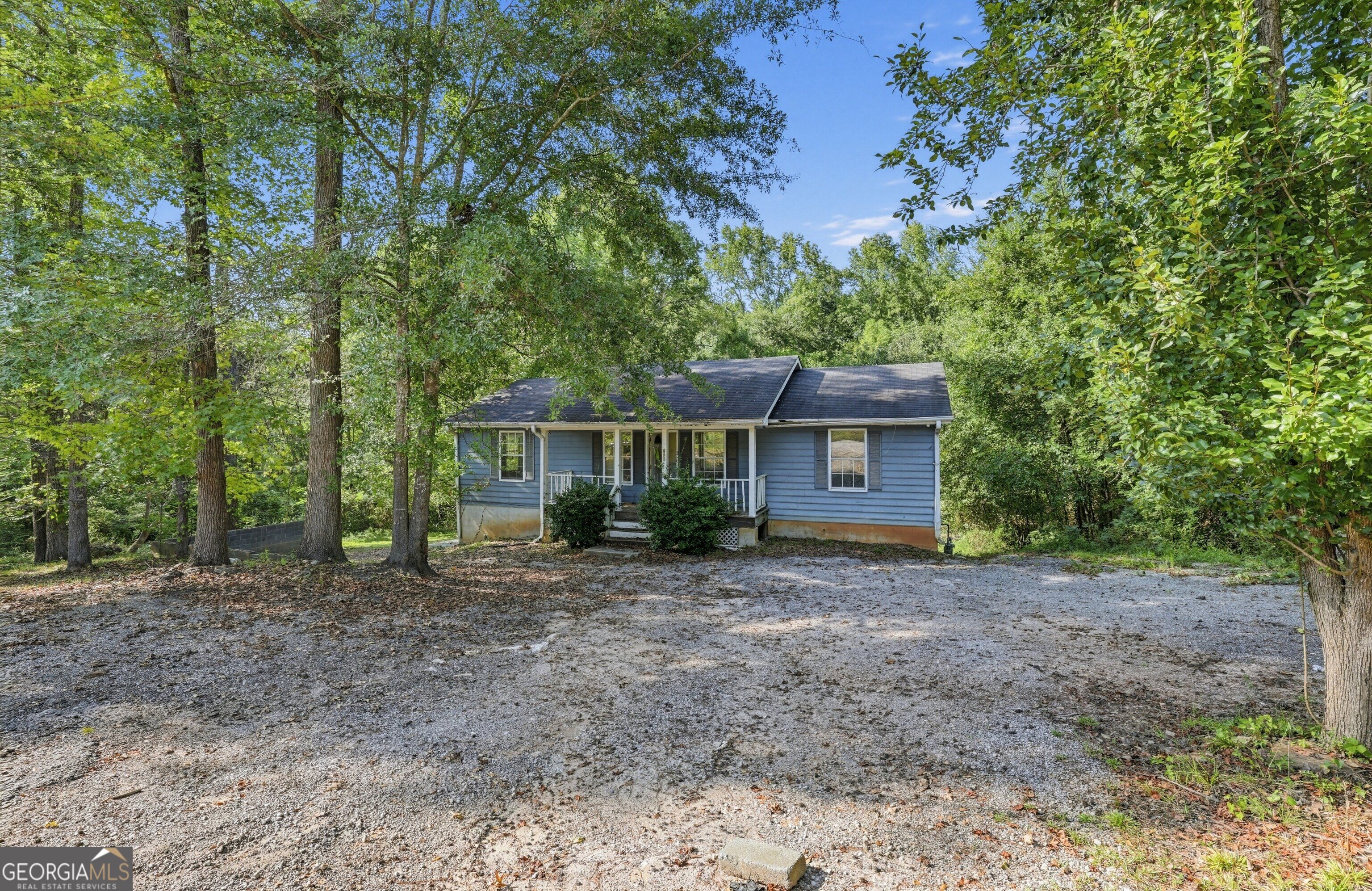 7694 Rockbridge Road Southwest Stone Mountain, GA 30087 - Photo 2 of 12 Gallery Image 2