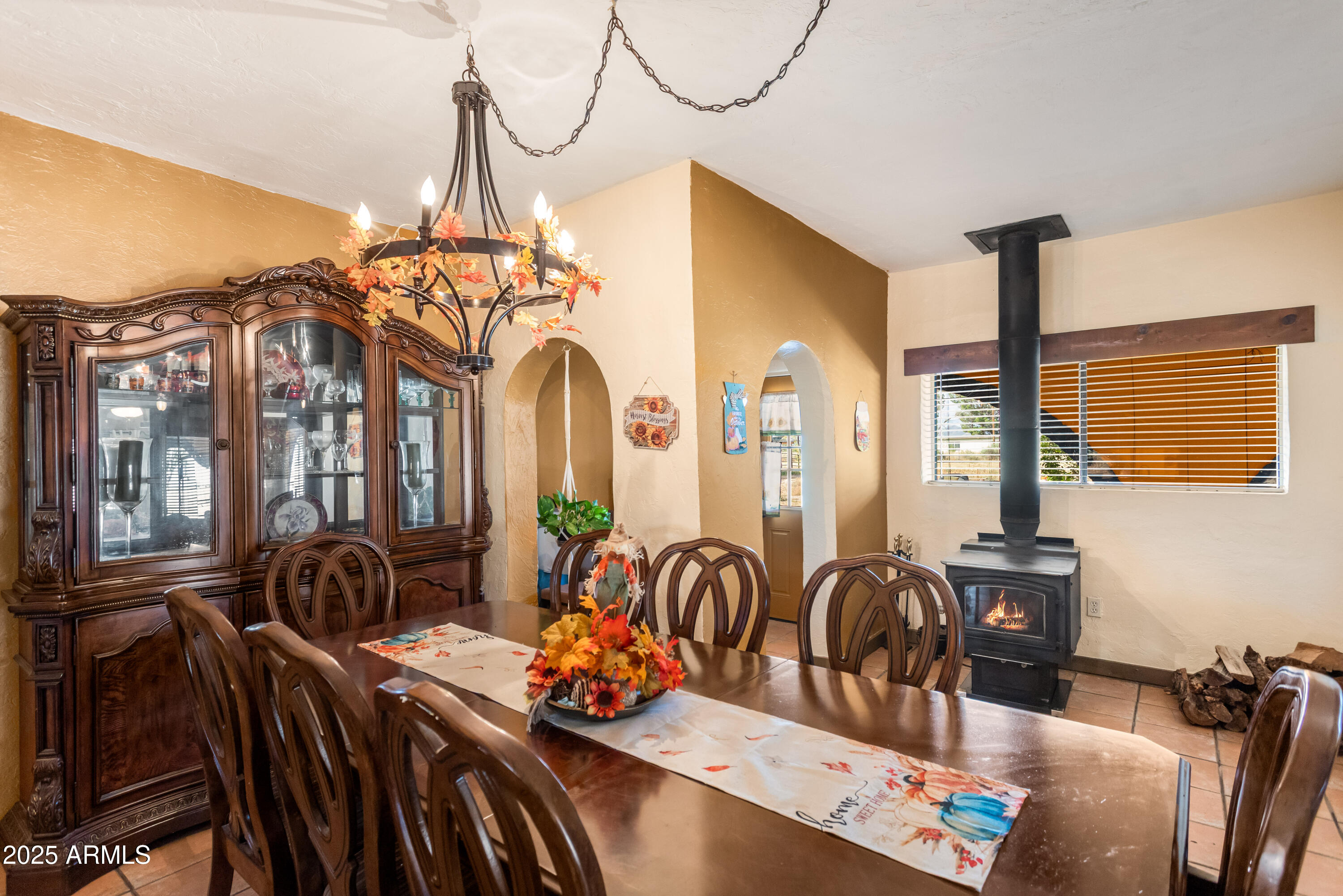 4181 West Double Adobe Road McNeal, AZ 85617 - Photo 12 of 41 a view of a livingroom with furniture