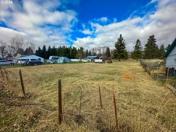 $89,000 | Northeast High Street, Goldendale, WA 98620