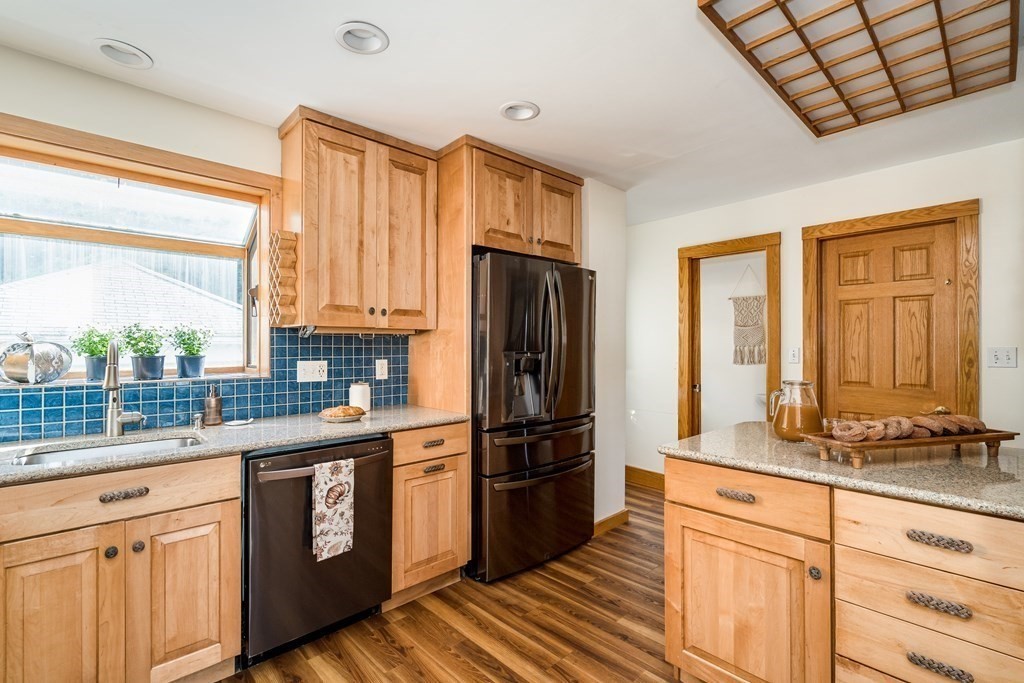99 Lincoln Road Medford, MA 02155 - Photo 10 of 24 Gallery Image 10