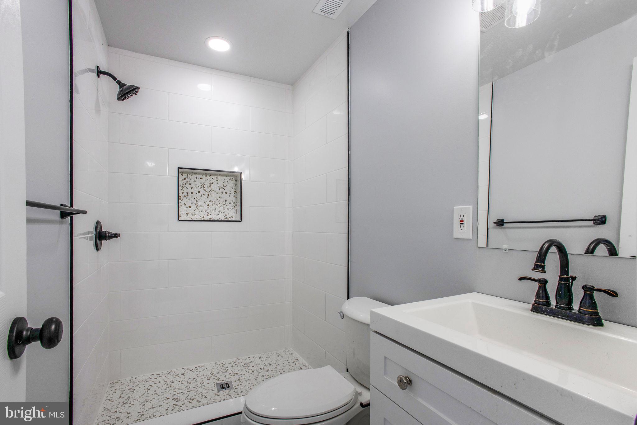 9063 Flamepool Way Columbia, MD 21045 - Photo 17 of 19 Basement Full Bathroom