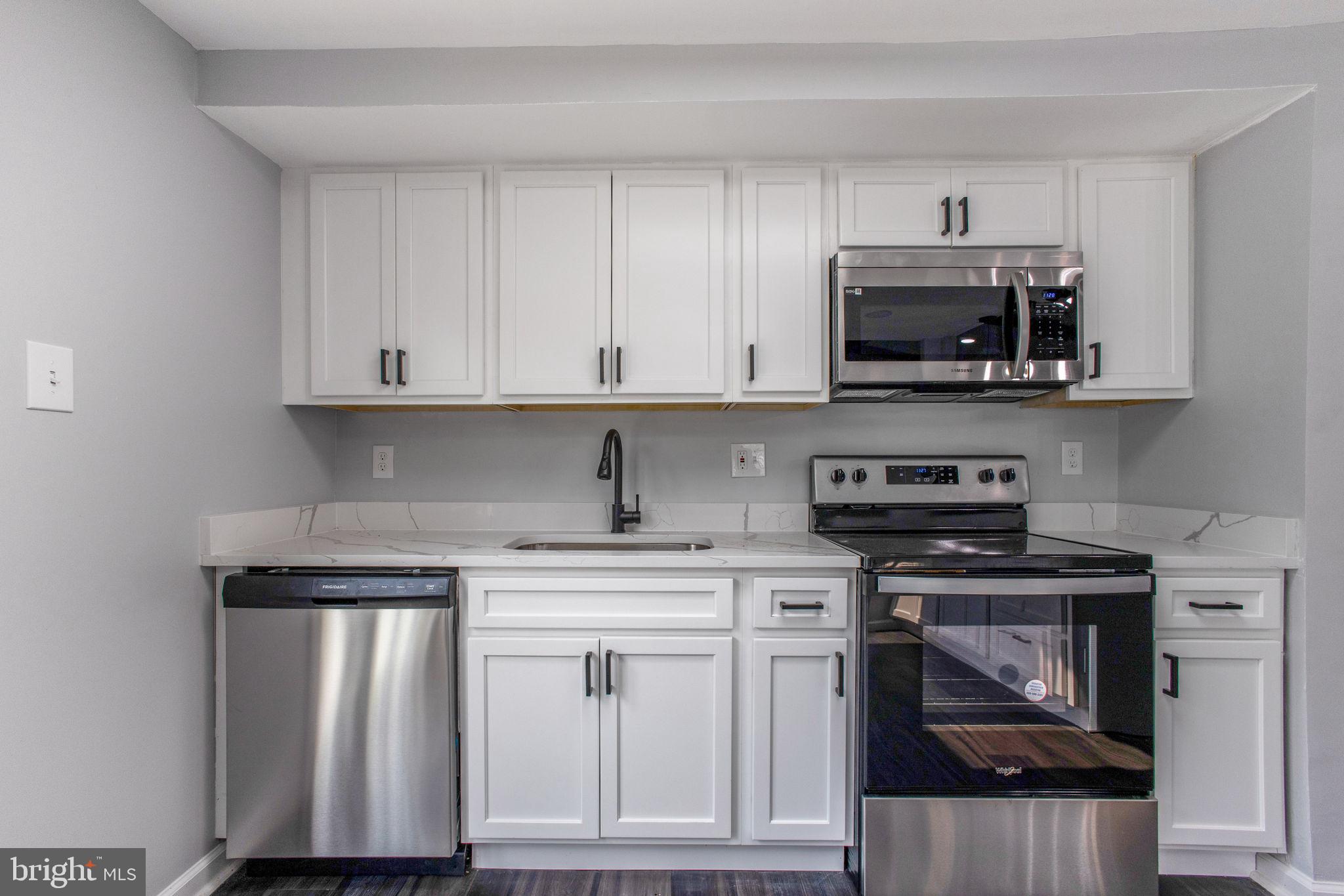 9063 Flamepool Way Columbia, MD 21045 - Photo 7 of 19