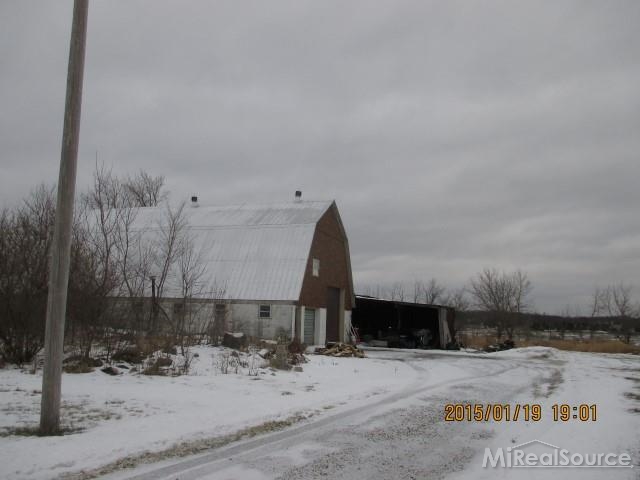 2365 Daley Road Lapeer, MI 48446 - Photo 2 of 57
