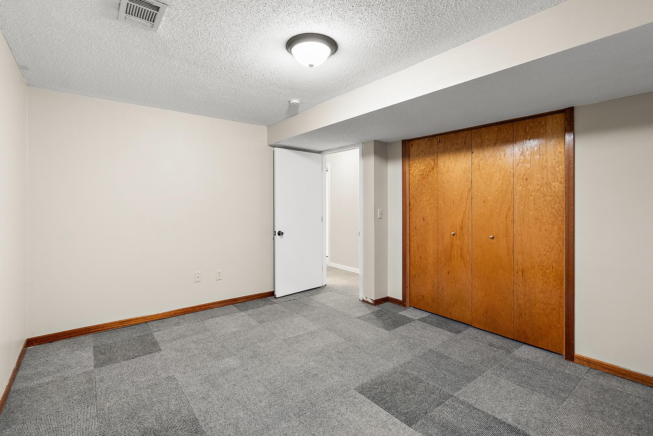 7493 Berkshire Way Maple Grove, MN 55311 - Photo 34 of 52
