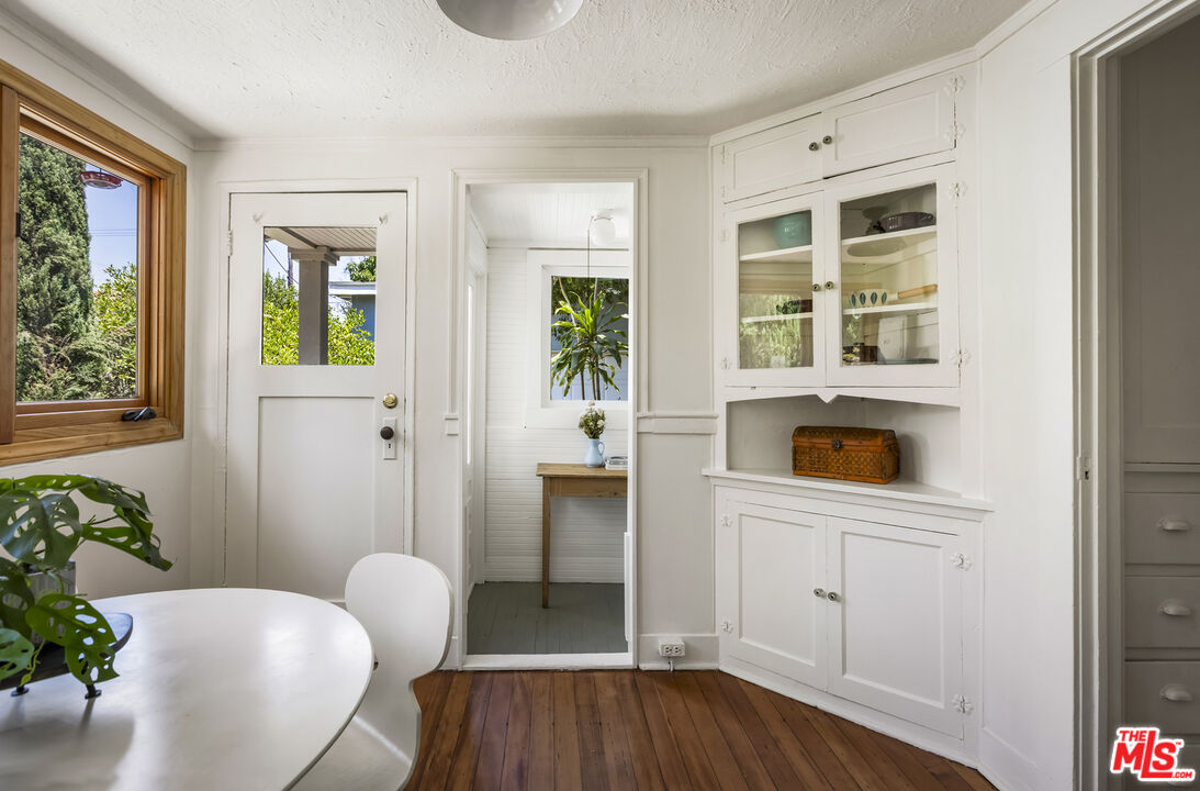 3865 Brunswick Avenue Los Angeles, CA 90039 - Photo 18 of 44 a living room with furniture and a window