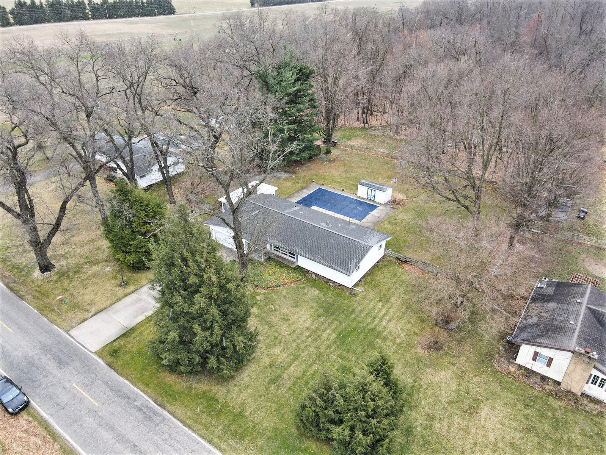 17331 Moorepark Road Three Rivers, MI 49093 - Photo 42 of 44 008_dji_0096