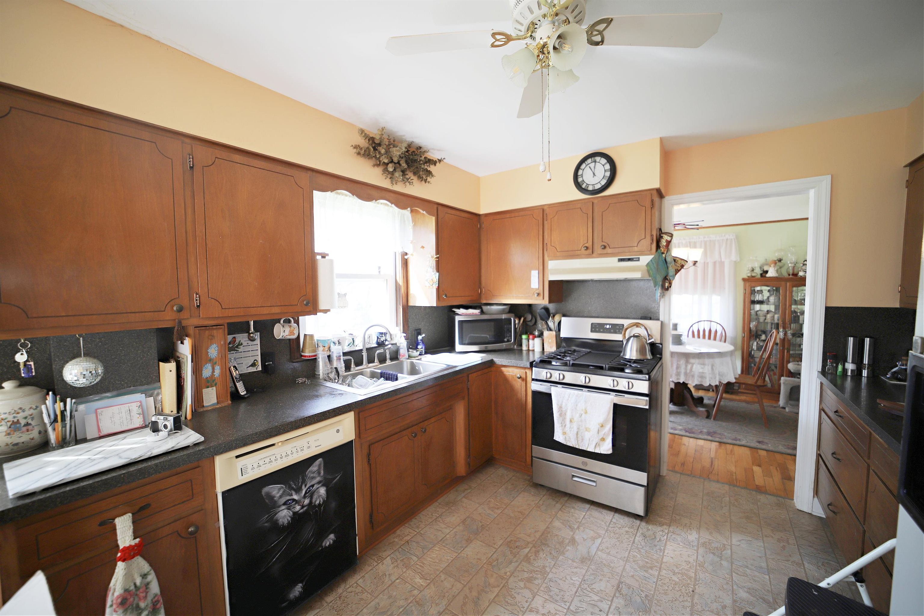 10215 West Mount Morris Road Flushing, MI 48433 - Photo 9 of 32