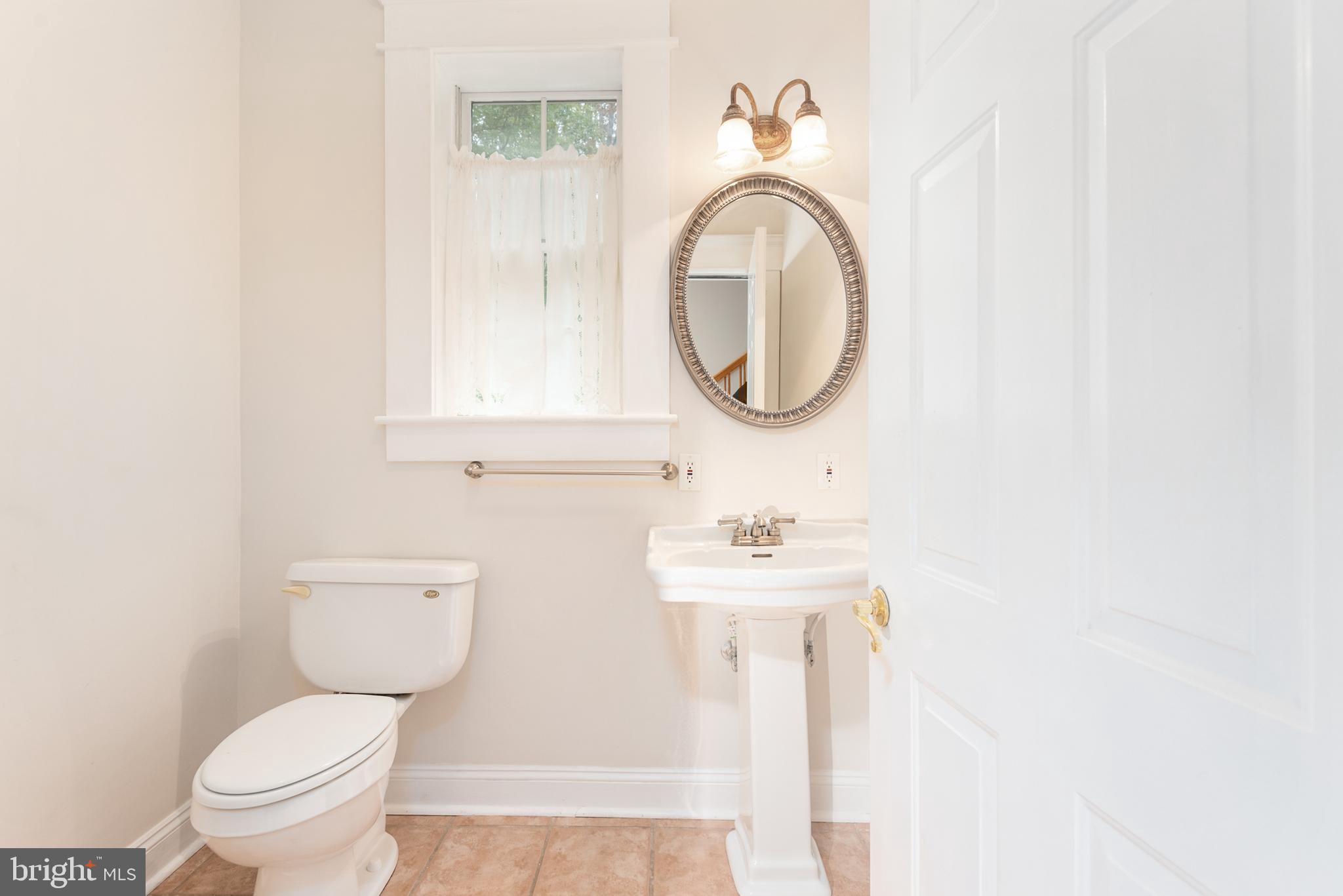 16 Winning Colors Road Stafford, VA 22556 - Photo 23 of 80 Powder room on main level