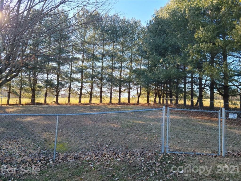 4800 Johnson Bridge Road Hickory, NC 28602 - Photo 26 of 28 Gallery Image 26