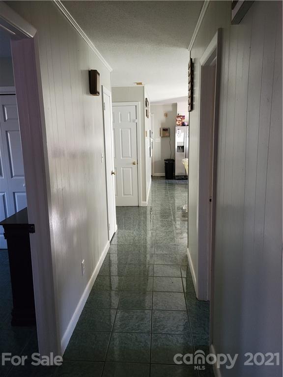 4800 Johnson Bridge Road Hickory, NC 28602 - Photo 8 of 28 Gallery Image 8
