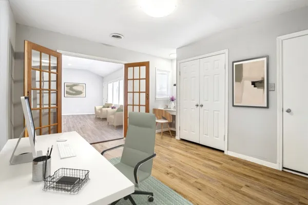 $3,498 | 1444 West 43rd Street, Houston, TX 77018